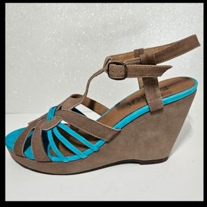 Esska Leather Sandals NIB Brown/Teal, Super Comfy, Super Cute! Sz 10.5